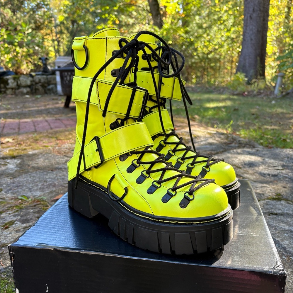 Dolls Kill Low Traitor Combat Boots - Picture 2 of 8